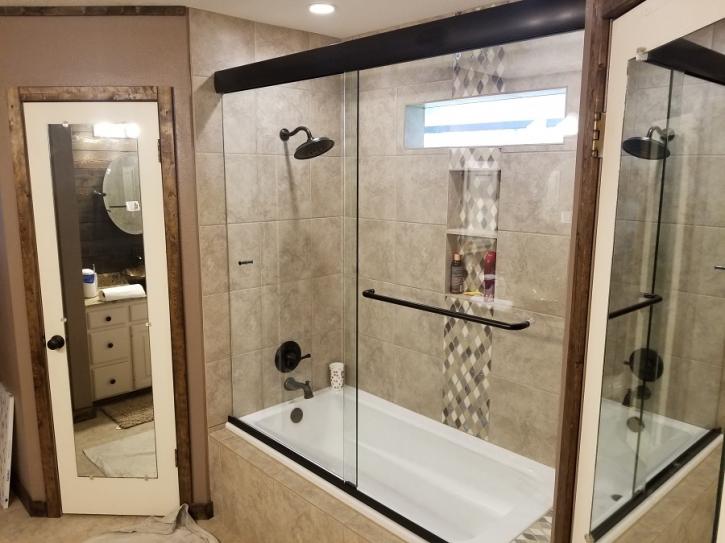 Image for Clearview frameless with ID of: 4962434
