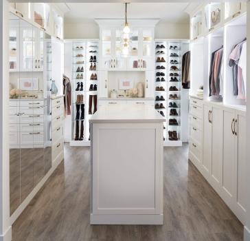 Image for Bienal Closets - McLean with ID of: 5021071