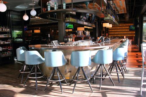 Image for Tom's Urban with ID of: 5047630