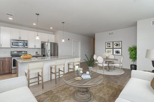 Image for The Square Apartments with ID of: 5096899