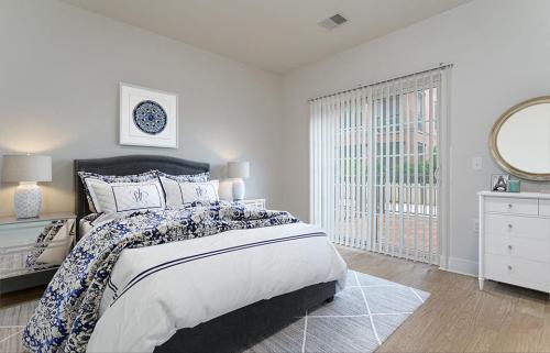 Image for The Square Apartments with ID of: 5096900