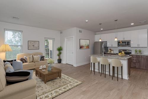 Image for The Square Apartments with ID of: 5096901