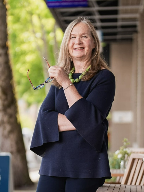 Image for Denise Seavitt with ID of: 6203802
