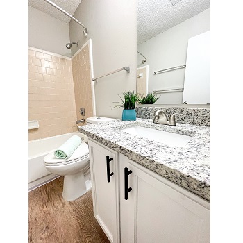 Image for Hunters Pointe Apartments with ID of: 5174165