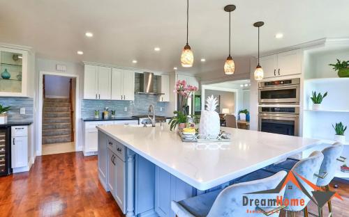 Image for DreamHome Remodeling & Builders with ID of: 5204953