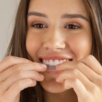 Image for User Experiences: What to Expect When Using the Best Teeth Whitening Strips with ID of: 6244132