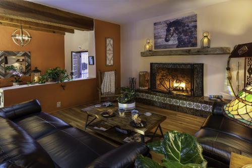 Image for Adobe Rose Inn with ID of: 5241606