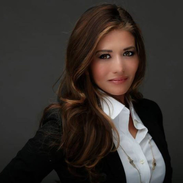 Image for Laura Renner with ID of: 6279397
