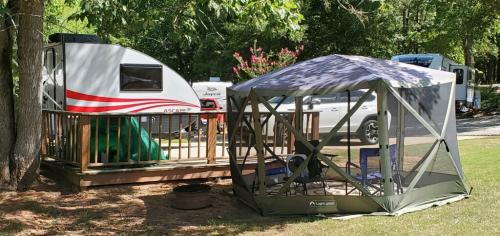 Image for North Shore Landing with ID of: 5339842