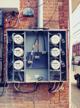 Image for 2 Live Wires with ID of: 5427818