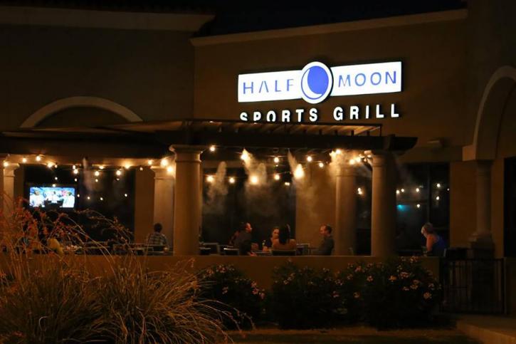 Image for Half Moon Sports Grill with ID of: 634408