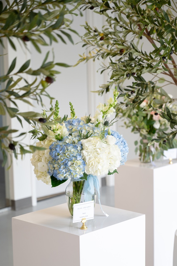 Image for Peony and Gold Floral Design with ID of: 6347102