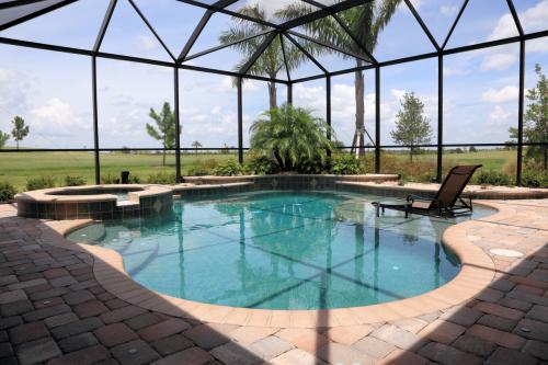 Image for Designer Pools & Enclosures with ID of: 5459510