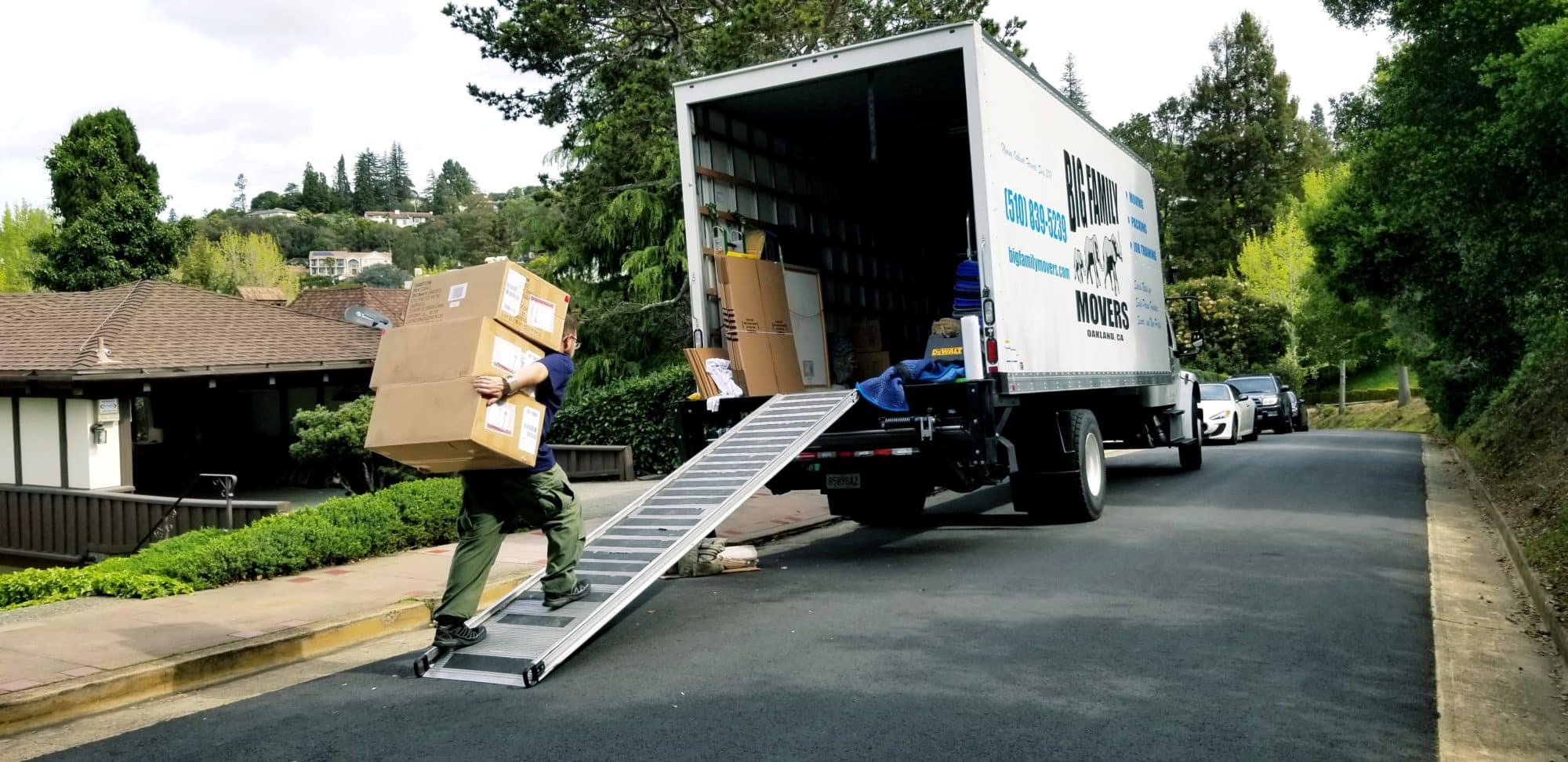 Image for Big Family Movers with ID of: 5492129