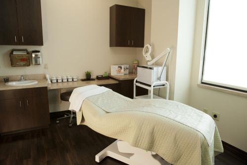 Image for The Center for Cosmetic Surgery with ID of: 3324131