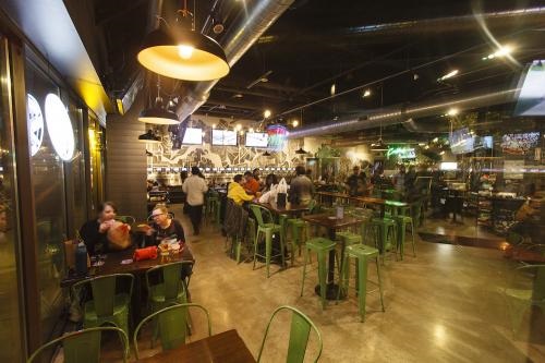 Image for Navigator Taproom with ID of: 4078431
