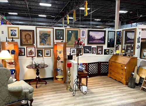 Image for Old Crows Antiques with ID of: 5534913
