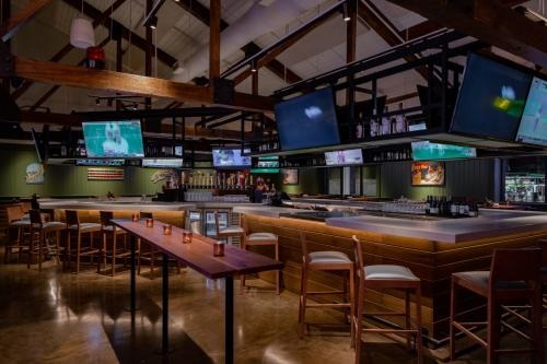 Image for Driftwood Grille with ID of: 5545443