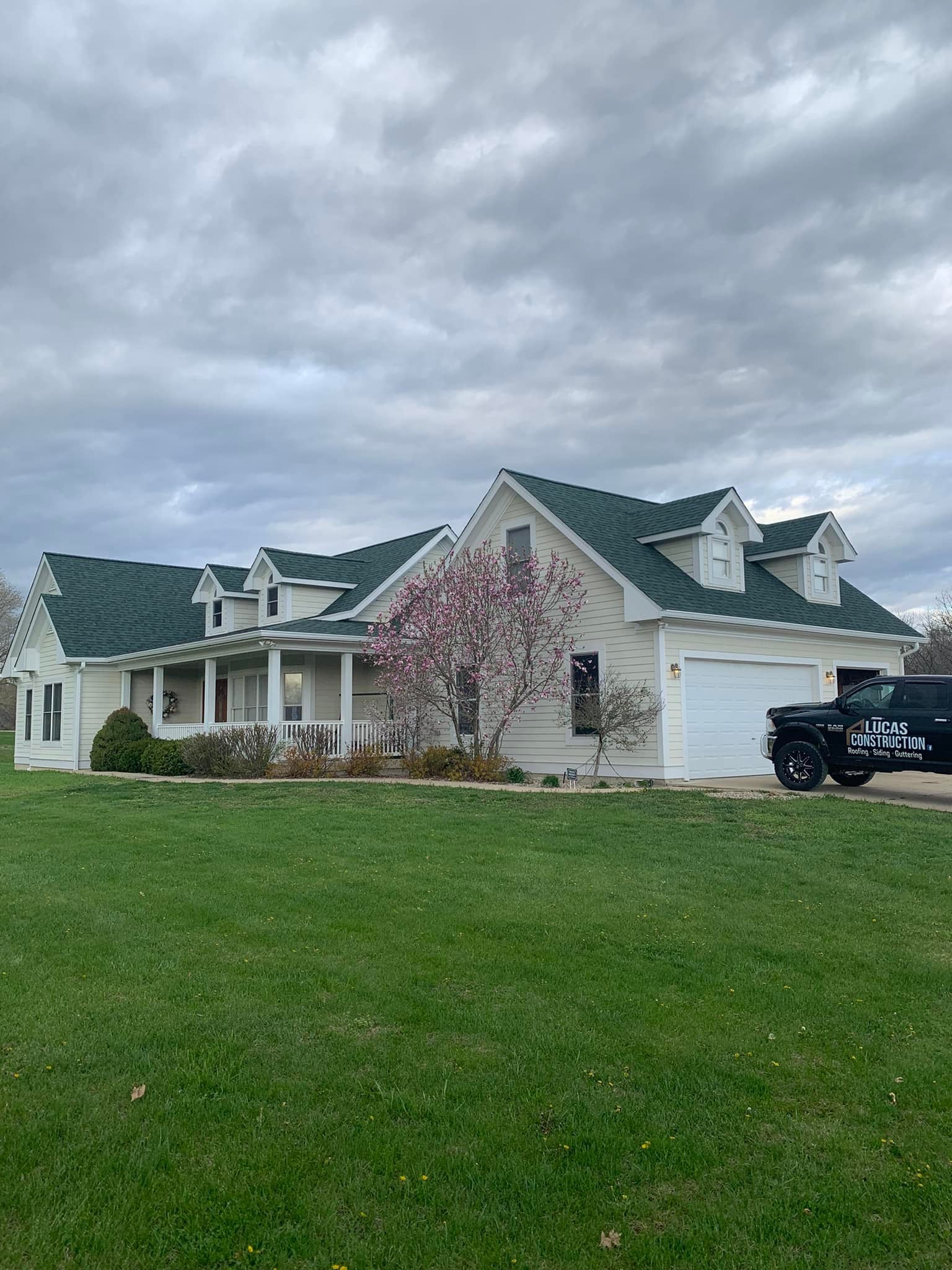 Image for LUCAS Construction & Roofing with ID of: 5431438