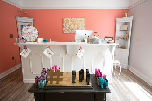 Image for Roots Southern Salon with ID of: 5614093