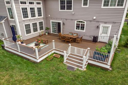 Image for Royal Deck with ID of: 5617728