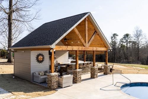 Image for DG Builders with ID of: 5625175