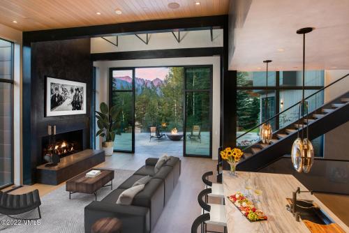 Image for The Vail Luxe Group with ID of: 5634969