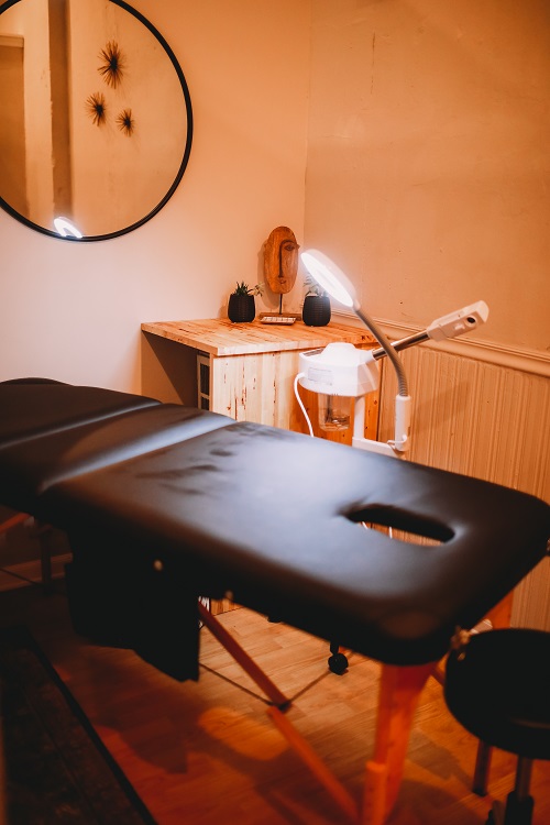 Image for The Skin Refinery with ID of: 5650369