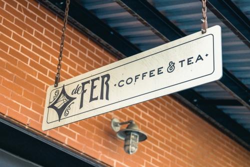 Image for De Fer Coffee & Tea with ID of: 5655070