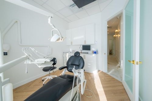 Image for Centre Dentaire Saint-Elzéar with ID of: 5660241