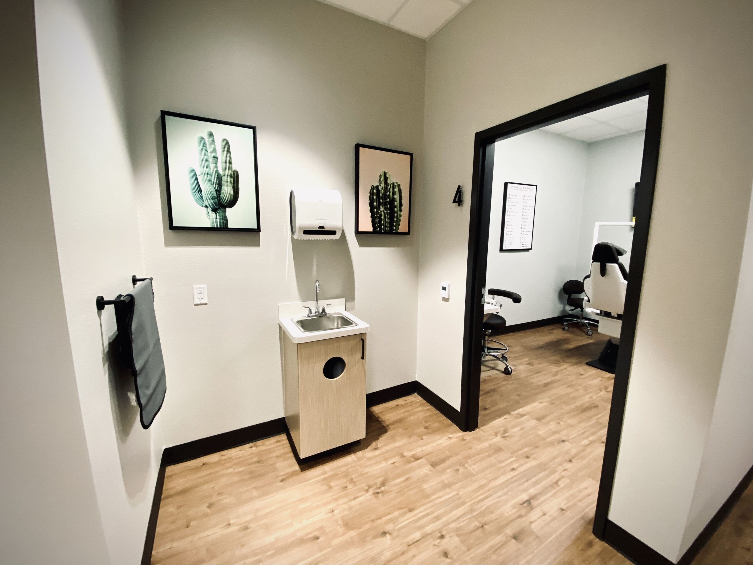 Image for DOCS Dental: Luke Air Force Base with ID of: 5664349