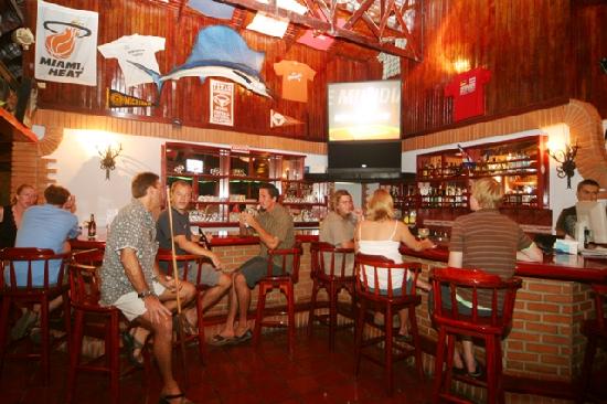 Image for Half Moon sports grill with ID of: 646737