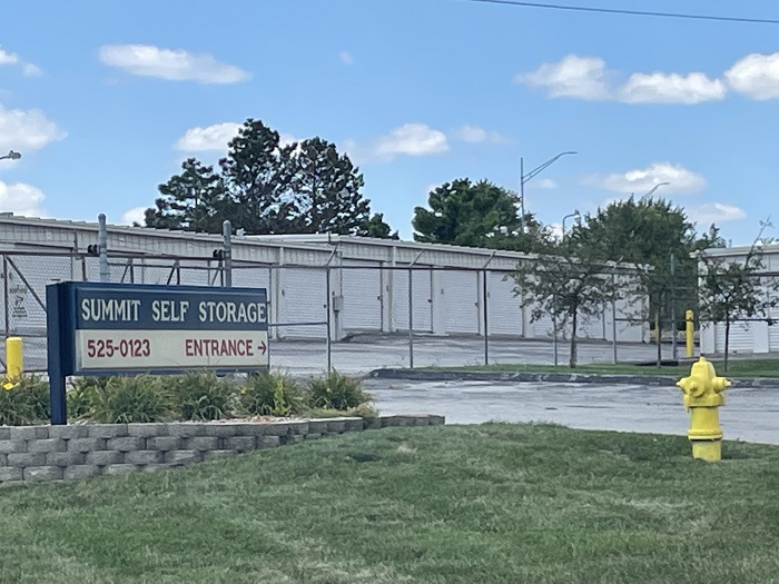 Image for Summit Self Storage with ID of: 5693659