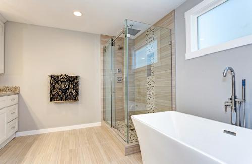 Image for Glass Bath Doors Ottawa with ID of: 5716711