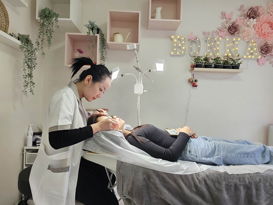 Image for Bonna Beauty Roselands Eyelash Extensions with ID of: 5718918