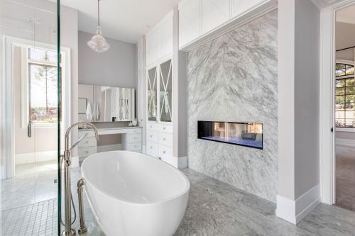 Image for Golf Capital Remodeling with ID of: 5729604