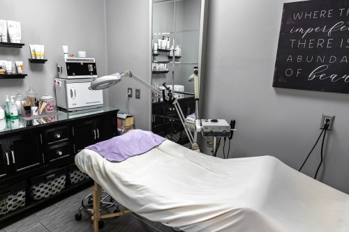 Image for Fringe Salon & Spa with ID of: 5735919