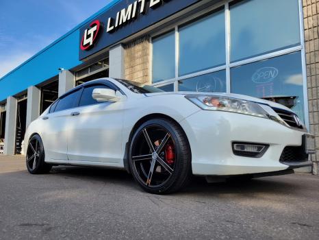 Image for Limitless Tire with ID of: 5774871