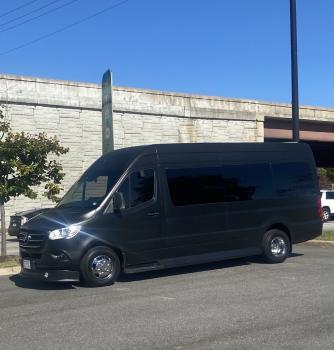 Image for Swift Limousine, Inc with ID of: 5803340