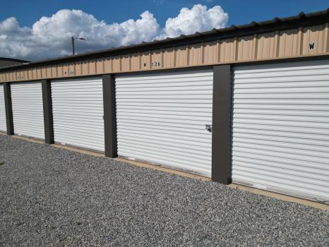 Image for Bainbridge Storage Units with ID of: 5824205