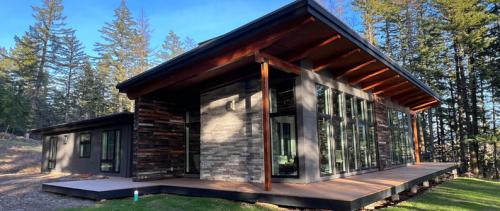 Image for McLaughlin Design & Construction LLC with ID of: 5838584