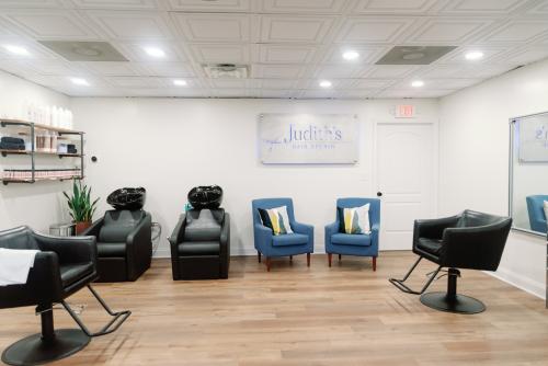 Image for Judith's Hair Studio with ID of: 5850401