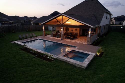 Image for Limitless Custom Pools and Backyards with ID of: 5882010