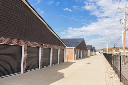 Image for Mini Mall Storage with ID of: 5883768