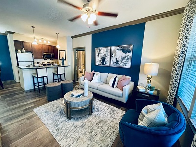 Image for Apartment Hunters with ID of: 5890313