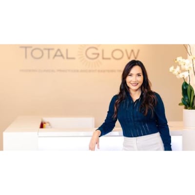 Image for Total Glow | MD with ID of: 5891007
