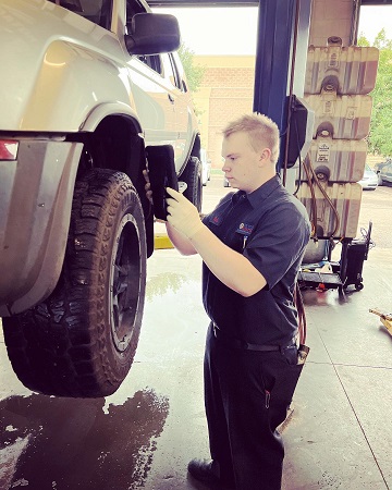 Image for Kearney Garage with ID of: 5904596