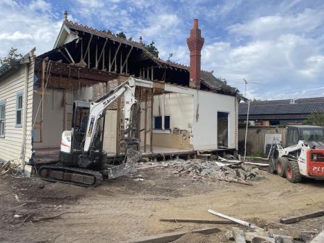 Image for Express partial demolition and bobcat with ID of: 5905653