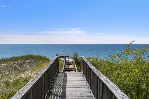 Image for Otis Harbor Springs with ID of: 5920403