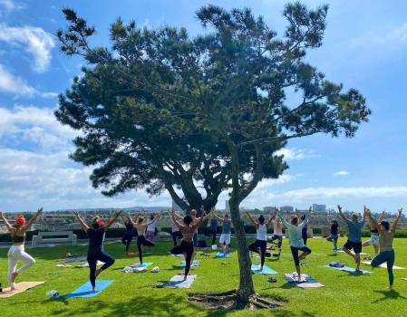 Image for GLXYOGA with ID of: 5924234